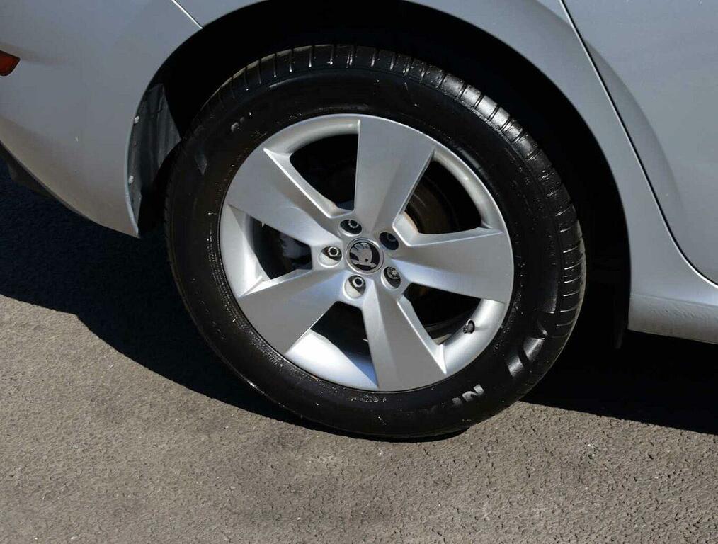 Skoda Scala 1.0 Tsi 110 Se Dsg ML24TYC Silver #5