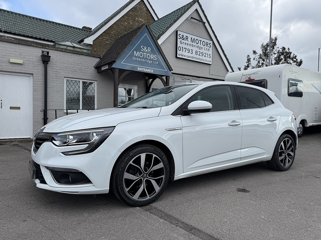 Renault Megane Tce Iconic White #2