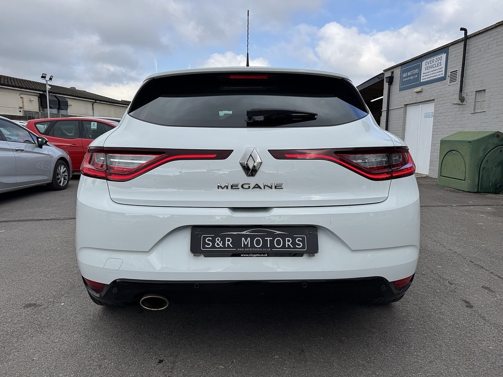 Renault Megane Tce Iconic White #5