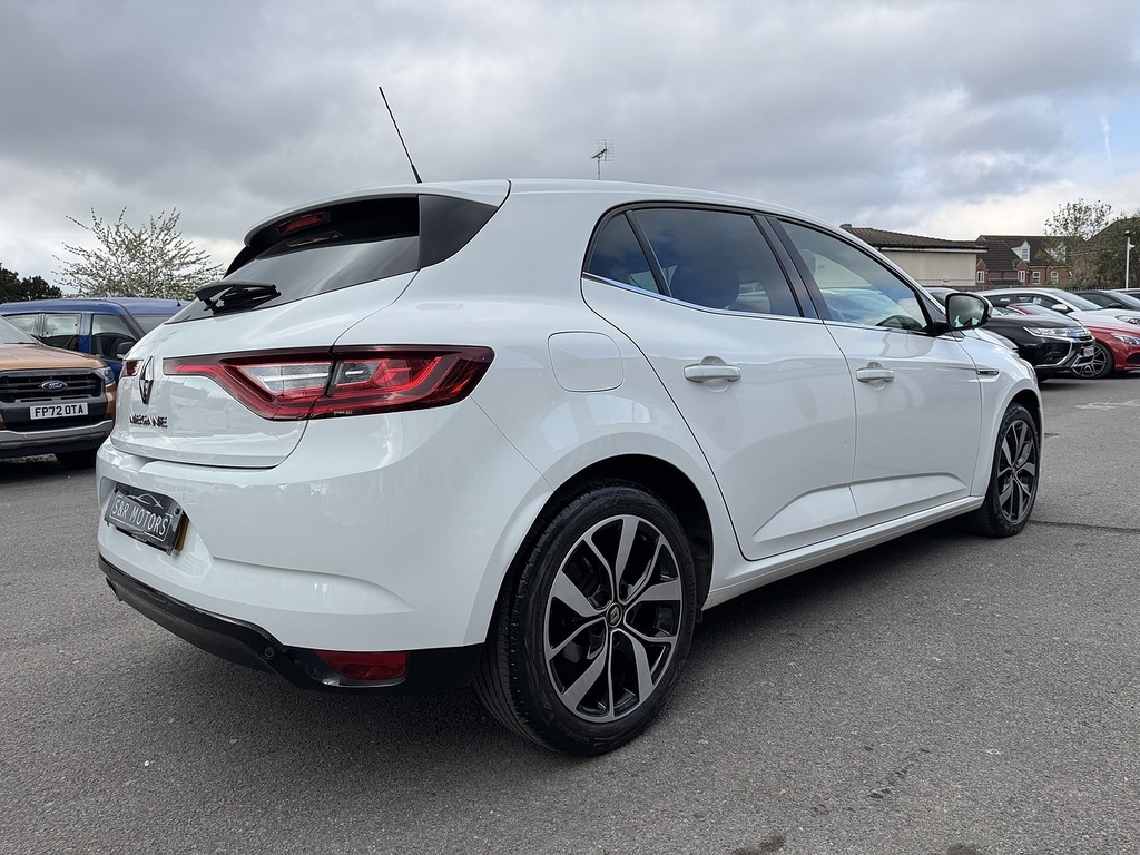 Renault Megane Tce Iconic White #4