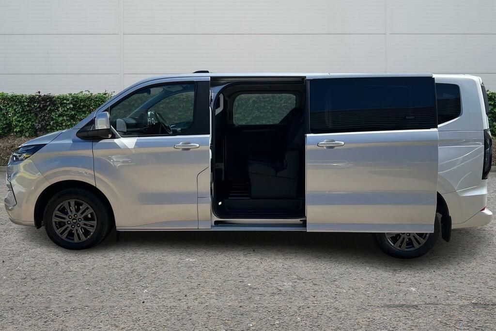 Ford Tourneo Custom 2.0 Ecoblue 170Ps H1 Titanium 8 Seater Silver #3