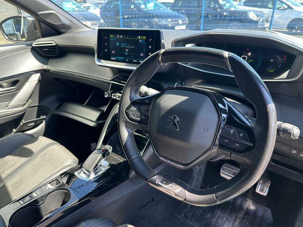 Peugeot e-208 50Kwh Gt Line Grey