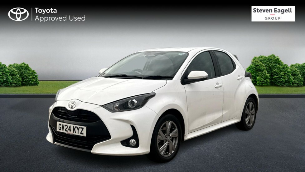 Toyota Yaris 1.5 Vvt-h Icon E-cvt Euro 6 Ss GV24KYZ White #3