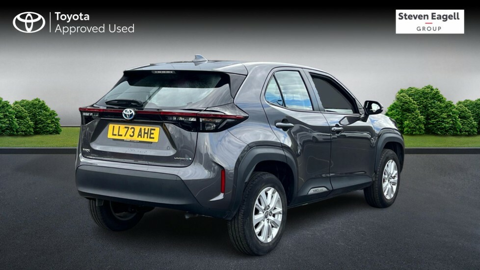 Toyota Yaris Cross 1.5 Vvt-h Icon E-cvt Euro 6 Ss LL73AHE Grey #2