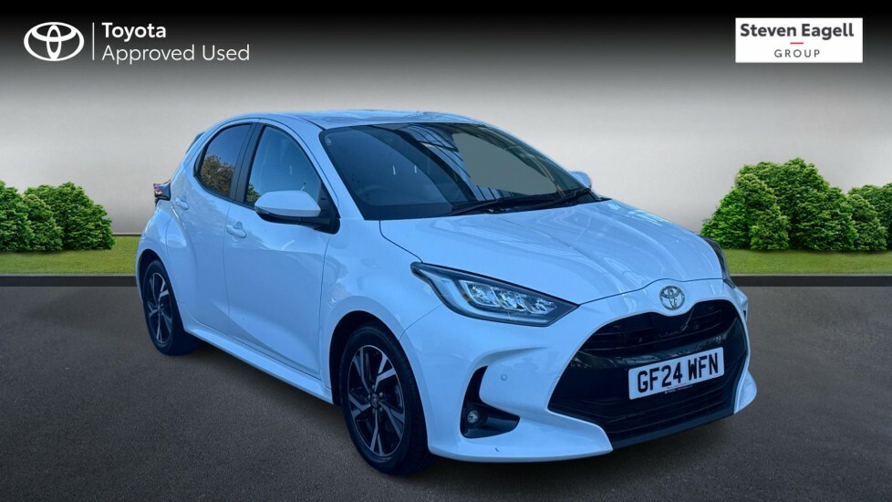 Toyota Yaris 1.5 Vvt-h Design E-cvt Euro 6 Ss White