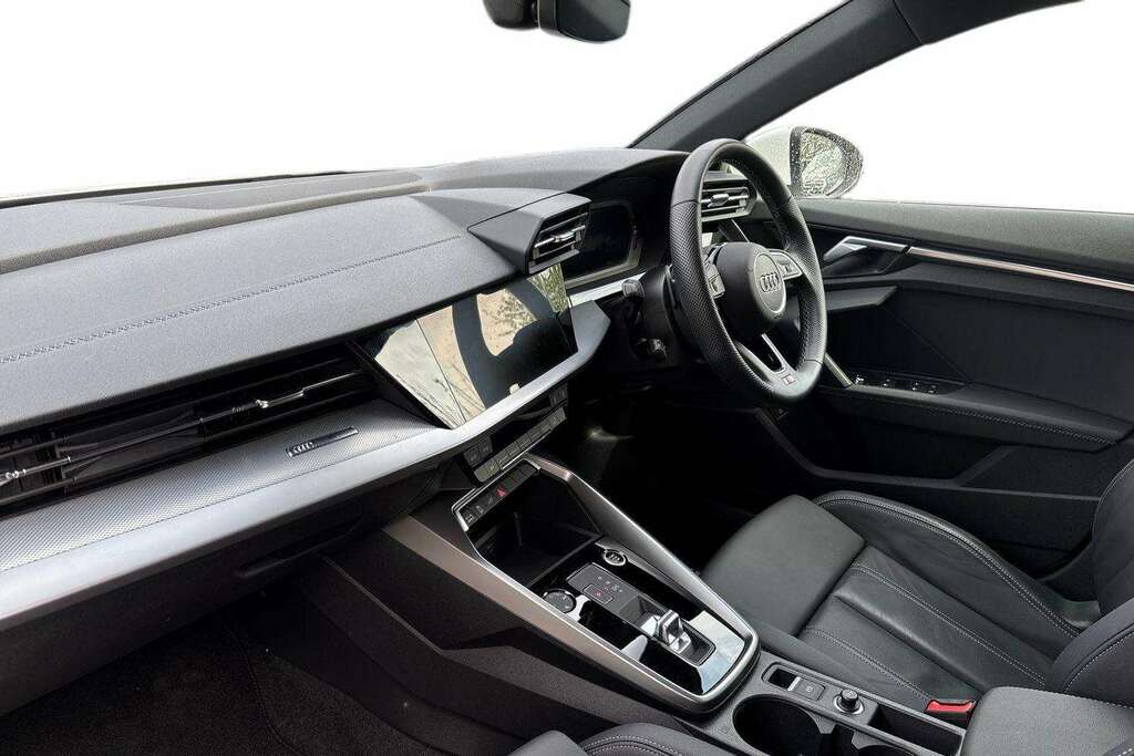 Audi A3 40 Tfsi E S Line S Tronic 2024 BA24YGJ White #2