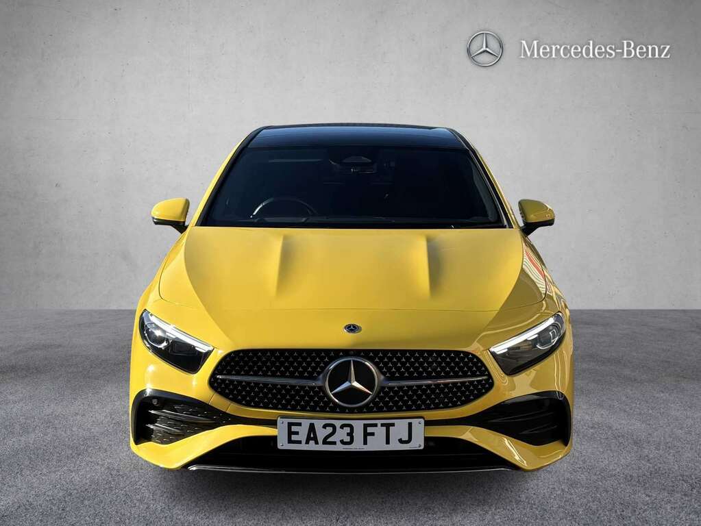 Mercedes-Benz A Class A200 Amg Line Premium Plus 2023 EA23FTJ Yellow #3