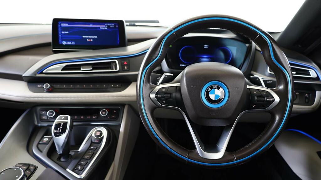 BMW i8 2dr Auto White #5