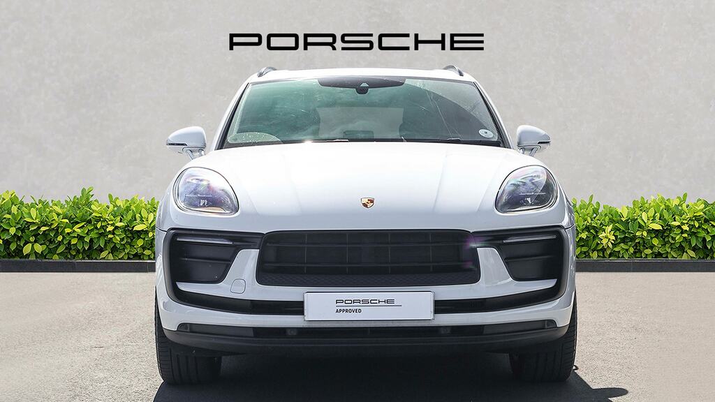 Porsche Macan 5dr Pdk RE74UVX White #6