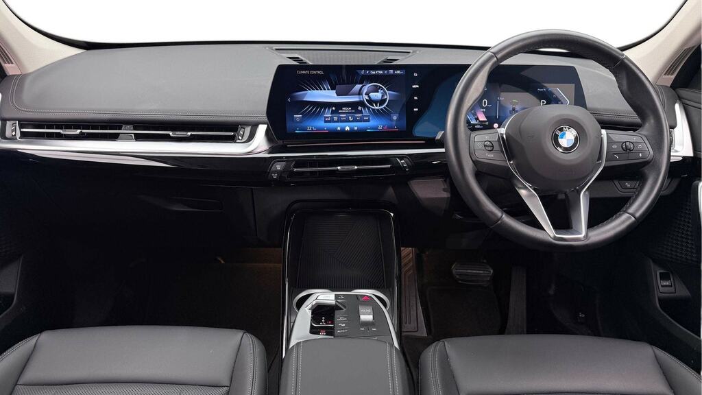 BMW X1 Sdrive 20I Mht Xline Step YM74HMH Black #4