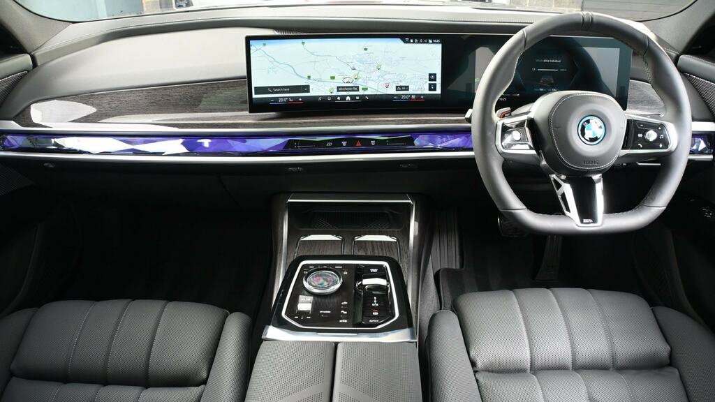 BMW i7 335Kw Edrive50 M Sport 105.7Kwh Exec Grey #4