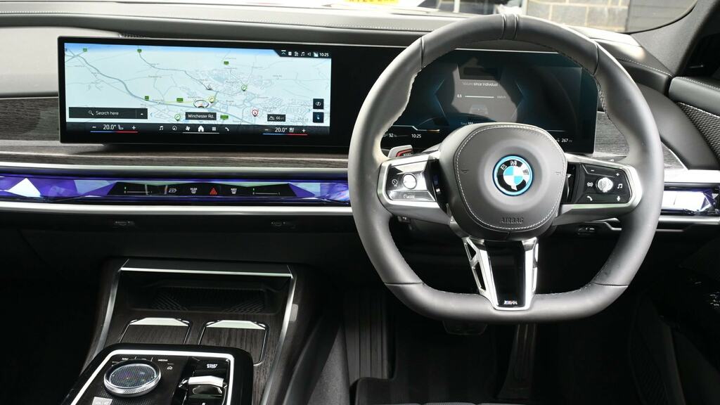 BMW i7 335Kw Edrive50 M Sport 105.7Kwh Exec Grey #5