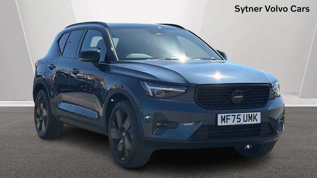 Volvo XC40 2.0 B3p Ultra Black Edition Blue