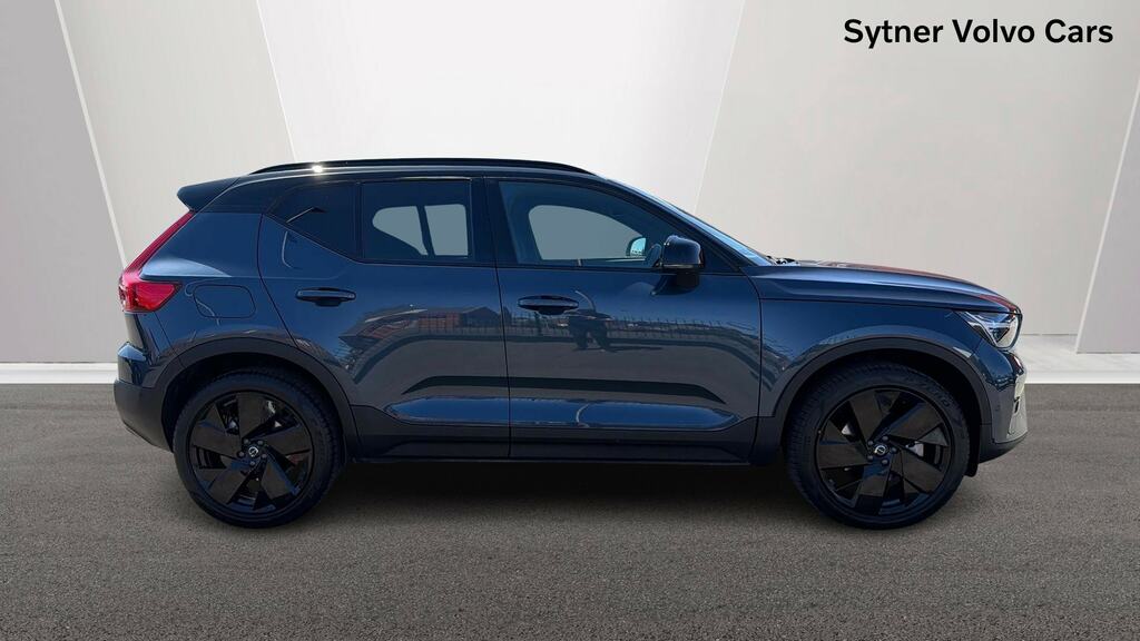 Volvo XC40 2.0 B3p Ultra Black Edition MF75UMK Blue #3