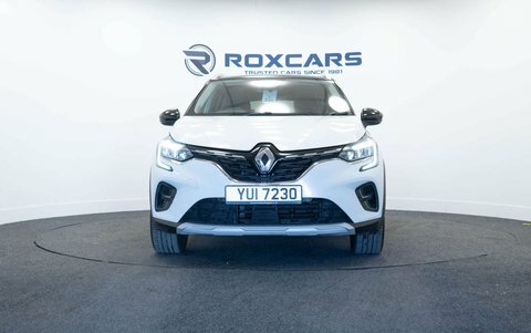 Renault Captur Suv YUI7230 White #2