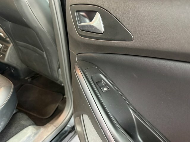 Vauxhall Grandland X Suv NL20UAU Black #6