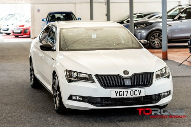 Skoda Superb 2.0 Tdi Sportline Hatchback Dsg 6S White #3