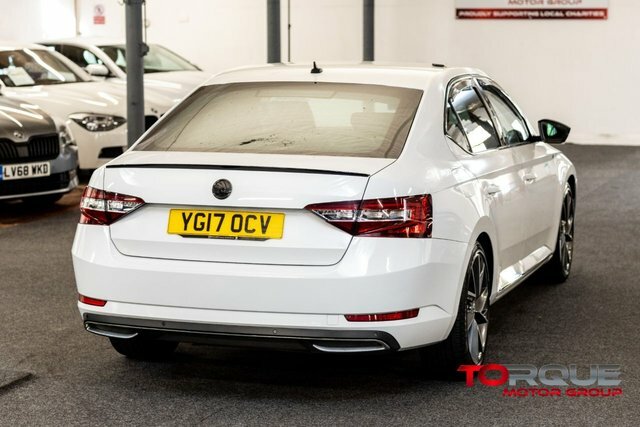 Skoda Superb 2.0 Tdi Sportline Hatchback Dsg 6S White #4