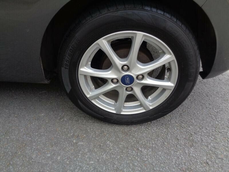 Ford Fiesta Zetec YK67YTR  #4