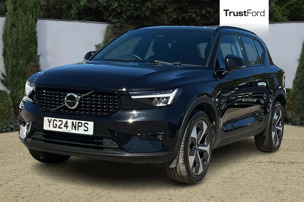 Volvo XC40 2.0 B3 Mhev Plus Dark Navigation Heated Seats St YG24NPS Black #5