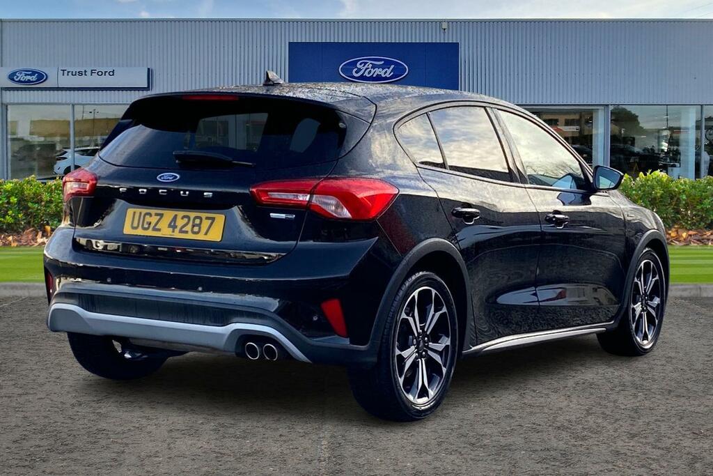 Ford Focus 1.0 Ecoboost Hybrid Mhev 125 Active X Edition UGZ4287 Black #4