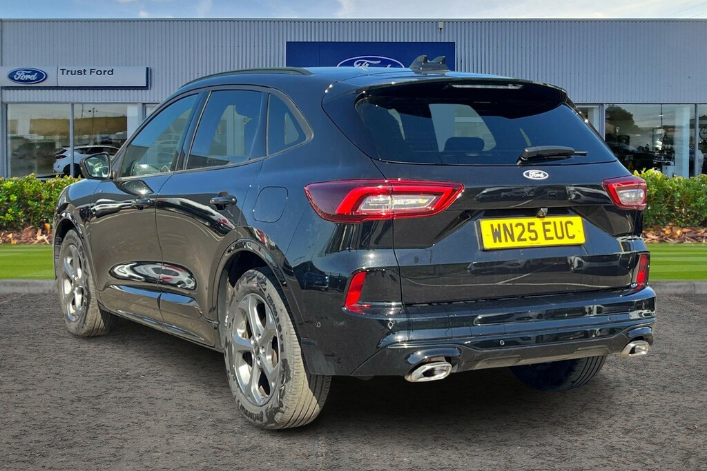 Ford Kuga 1.5 Ecoboost St-line WN25EUC Black #2