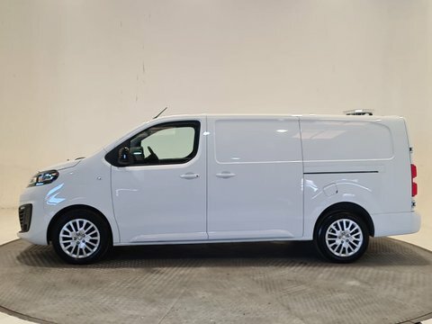 Vauxhall Vivaro 2.0 Turbo D DS73CYC #4