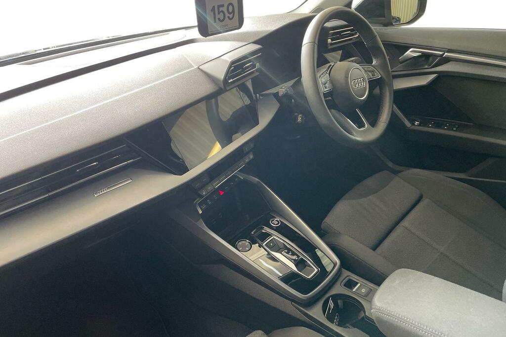 Audi A3 Audi A3 Sportback Sport 30 Tfsi 116 Ps S Tronic LS25PFE Black #2