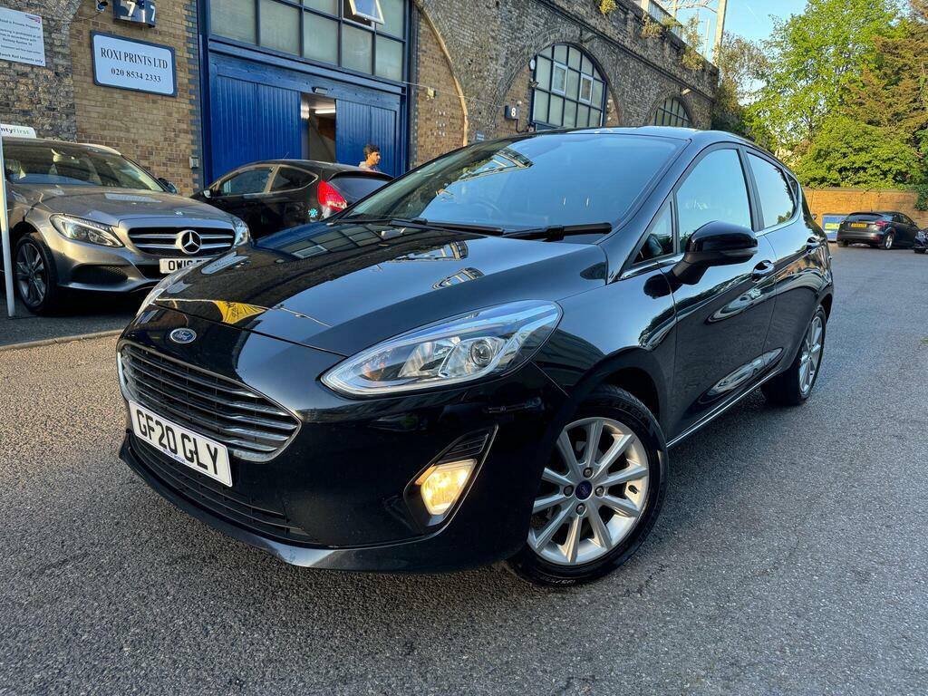 Ford Fiesta 1.0T Ecoboost Titanium Euro 6 S S Black