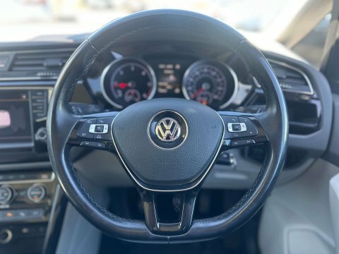 Volkswagen Touran Volkswagen Touran Se 1.6 Tdi 105 Bluemotion Tech S #32