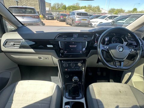 Volkswagen Touran Volkswagen Touran Se 1.6 Tdi 105 Bluemotion Tech S #23