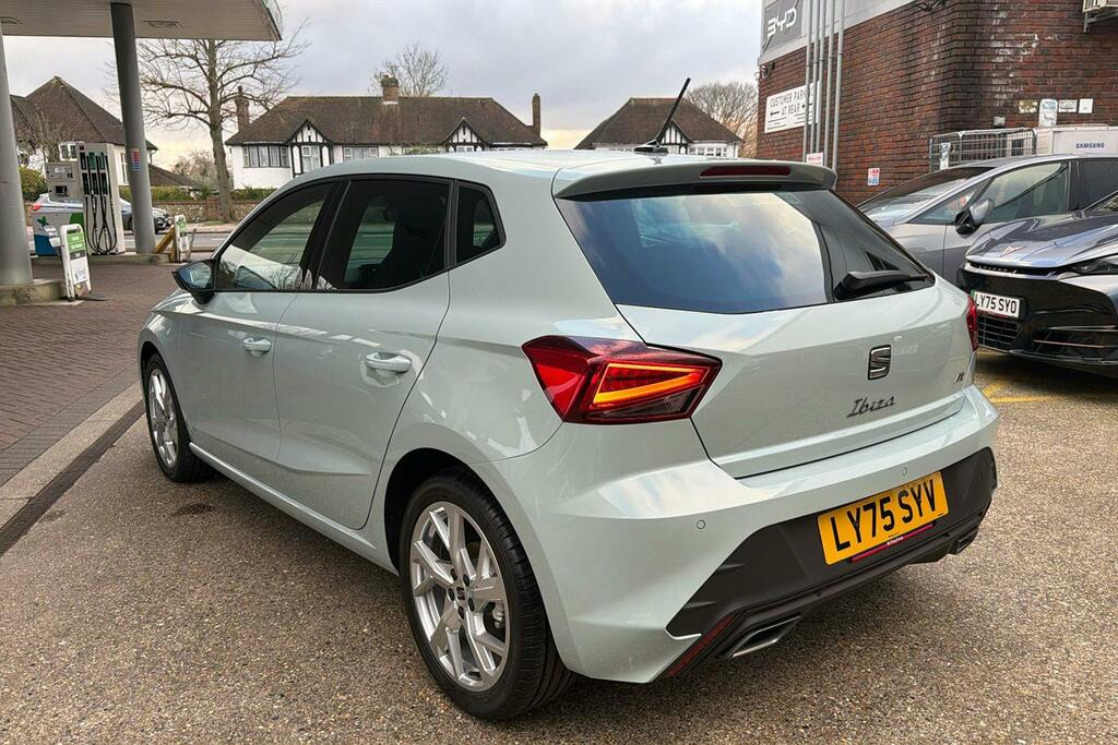 Seat Ibiza 1.0 Tsi Fr First Edition Hatchback Dsg LY75SYV Grey #2