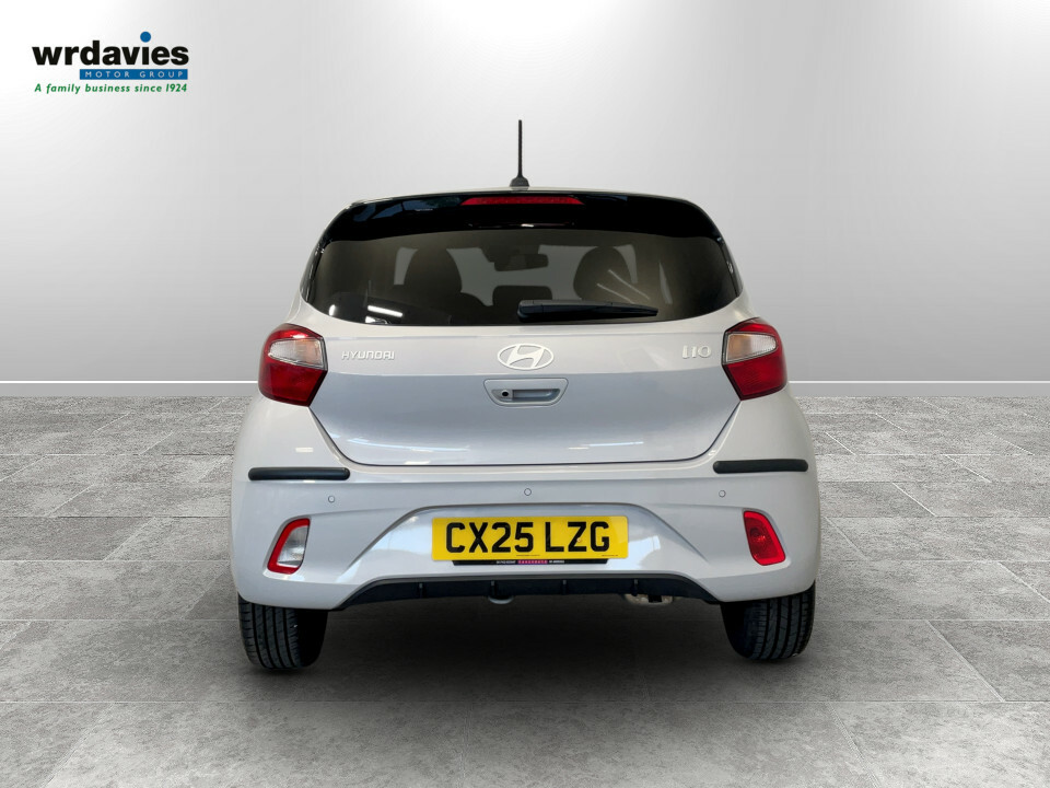 Hyundai I10 1.0 63 Premium Nav CX25LZG White #6