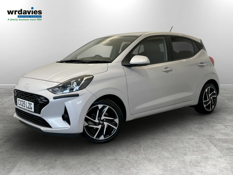 Hyundai I10 1.0 63 Premium Nav CX25LZG White #3