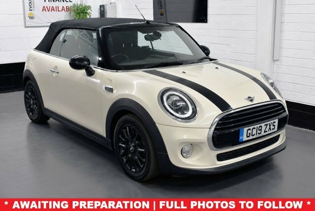 Mini Convertible 2019 1.5 136 Cooper Classic Convertible Manu GC19ZXS White #3