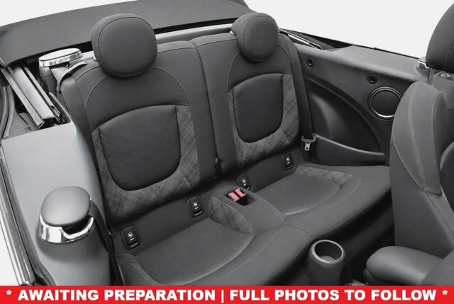 Mini Convertible 2019 1.5 136 Cooper Classic Convertible Manu GC19ZXS White #6