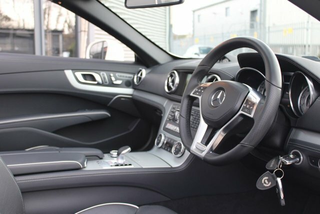 Mercedes-Benz SL Class 3.0 Sl400 Amg Sport Convertible G-troni White #6