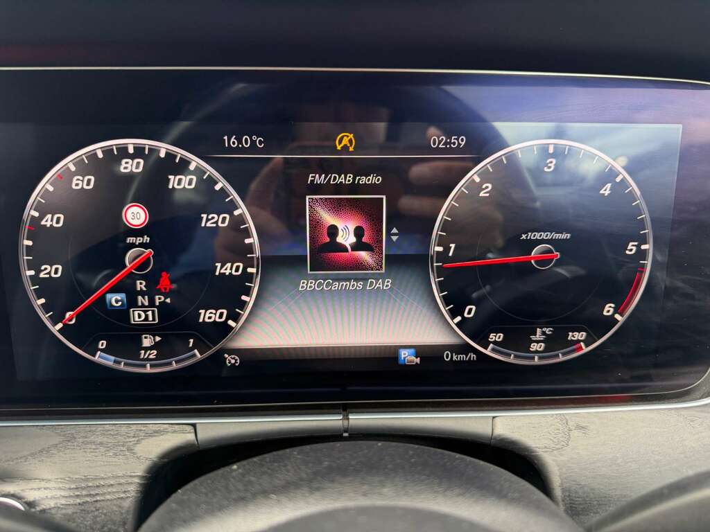 Mercedes-Benz E Class 2.0L E 220 D Amg Line 192 Bhp Grey #37