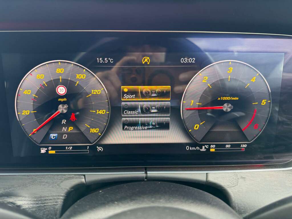 Mercedes-Benz E Class 2.0L E 220 D Amg Line 192 Bhp Grey #40