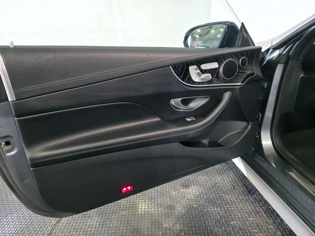 Mercedes-Benz E Class 2.0L E 220 D Amg Line 192 Bhp Grey #77