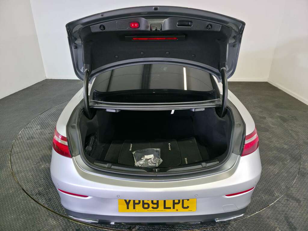 Mercedes-Benz E Class 2.0L E 220 D Amg Line 192 Bhp Grey #16