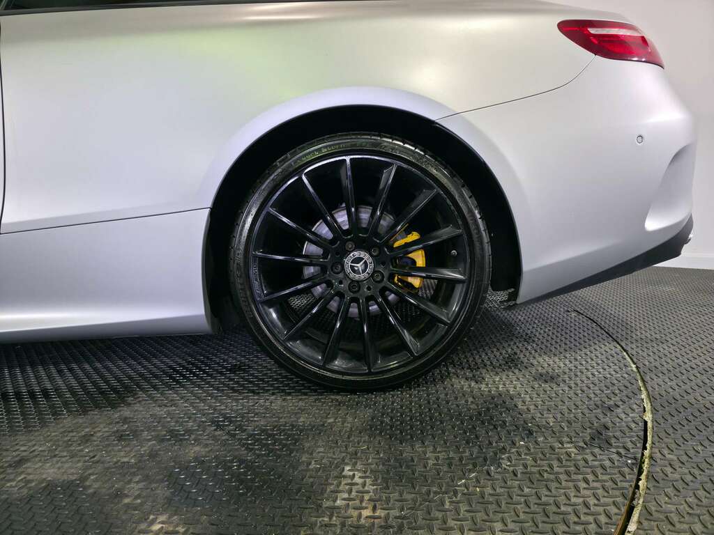 Mercedes-Benz E Class 2.0L E 220 D Amg Line 192 Bhp Grey #82