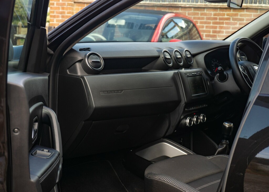 Dacia Duster  Black #13
