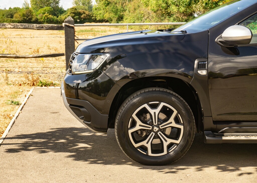 Dacia Duster  Black #45