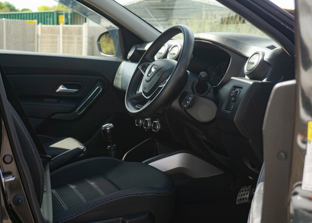 Dacia Duster  Black #9