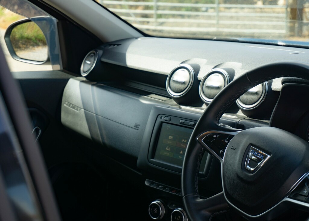 Dacia Duster  Black #10
