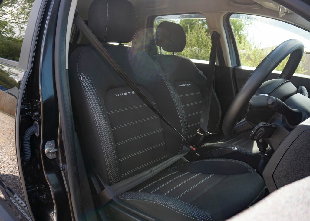 Dacia Duster  Black #18