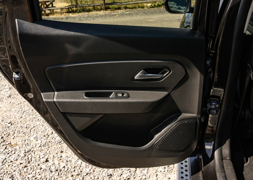 Dacia Duster  Black #87
