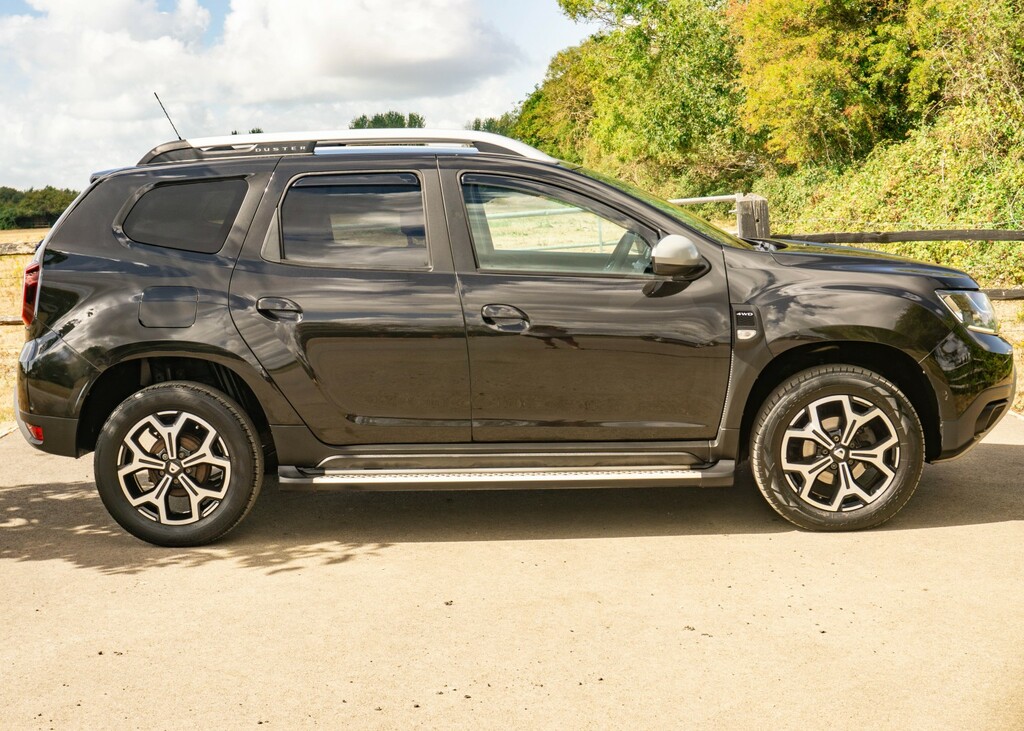 Dacia Duster  Black #39