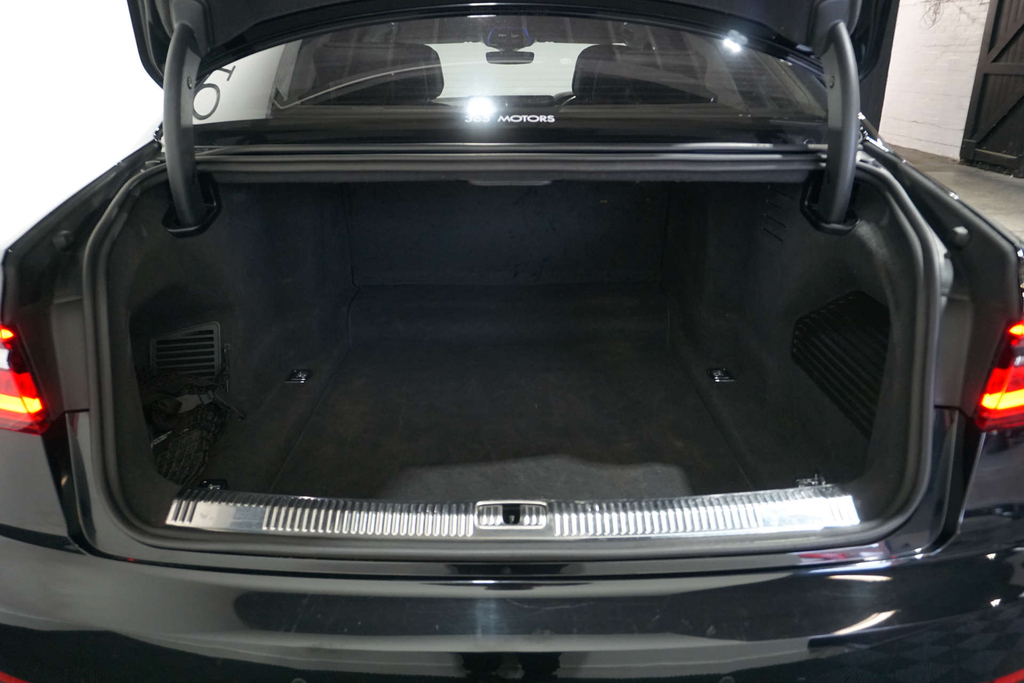 Audi A8 3L Null Black #10